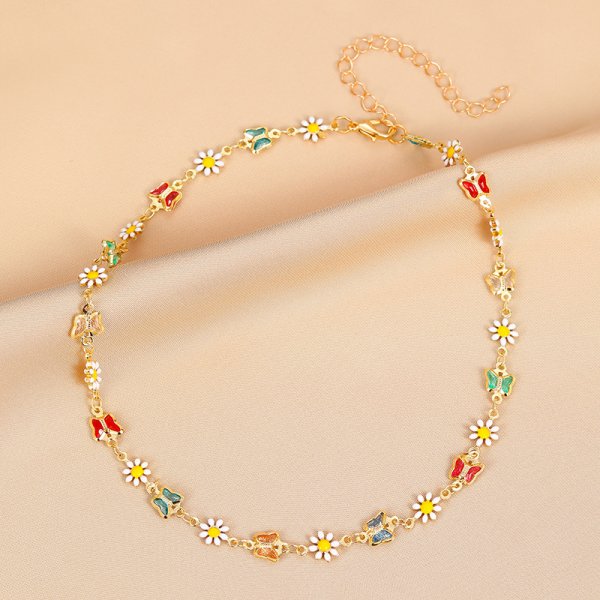 Sweet Daisy Necklace For Women